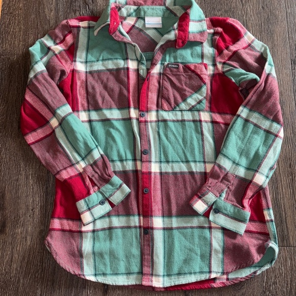 Columbia Red and Green Plaid Women's Top - Picture 1 of 7